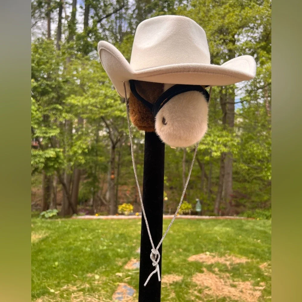 NWT White Rhinestone Strap Womens 7 Cowboy Hat Flat Brim Polyester Felt